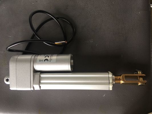O atuador elétrico com 5KΩ comprimento 235mm do curso do potenciômetro 24volt 12volt 100mm retraiu a força do comprimento 100KG